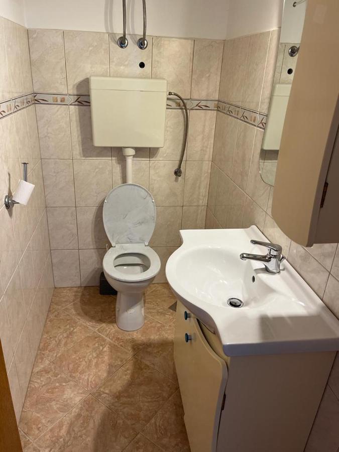 Apartmani Tomic Zavalatica Exterior photo